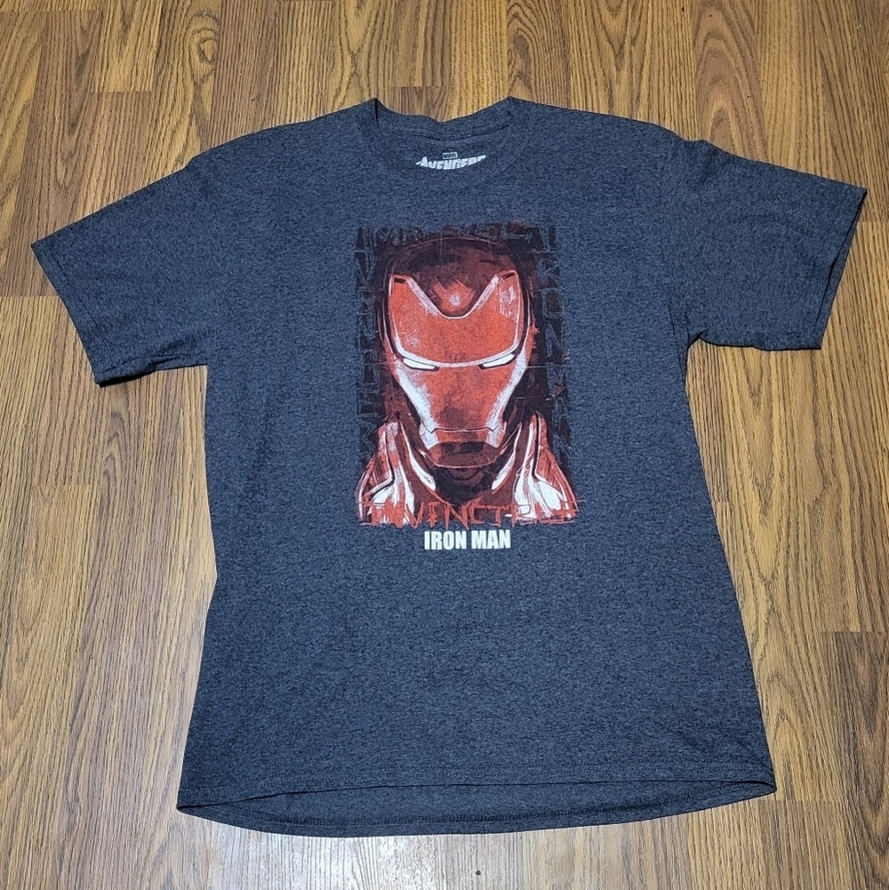 Marvel Iron Man Graphic Tee Men’s Medium Gray & Red Short Sleeve Shirt C8 - Picture 2 of 4